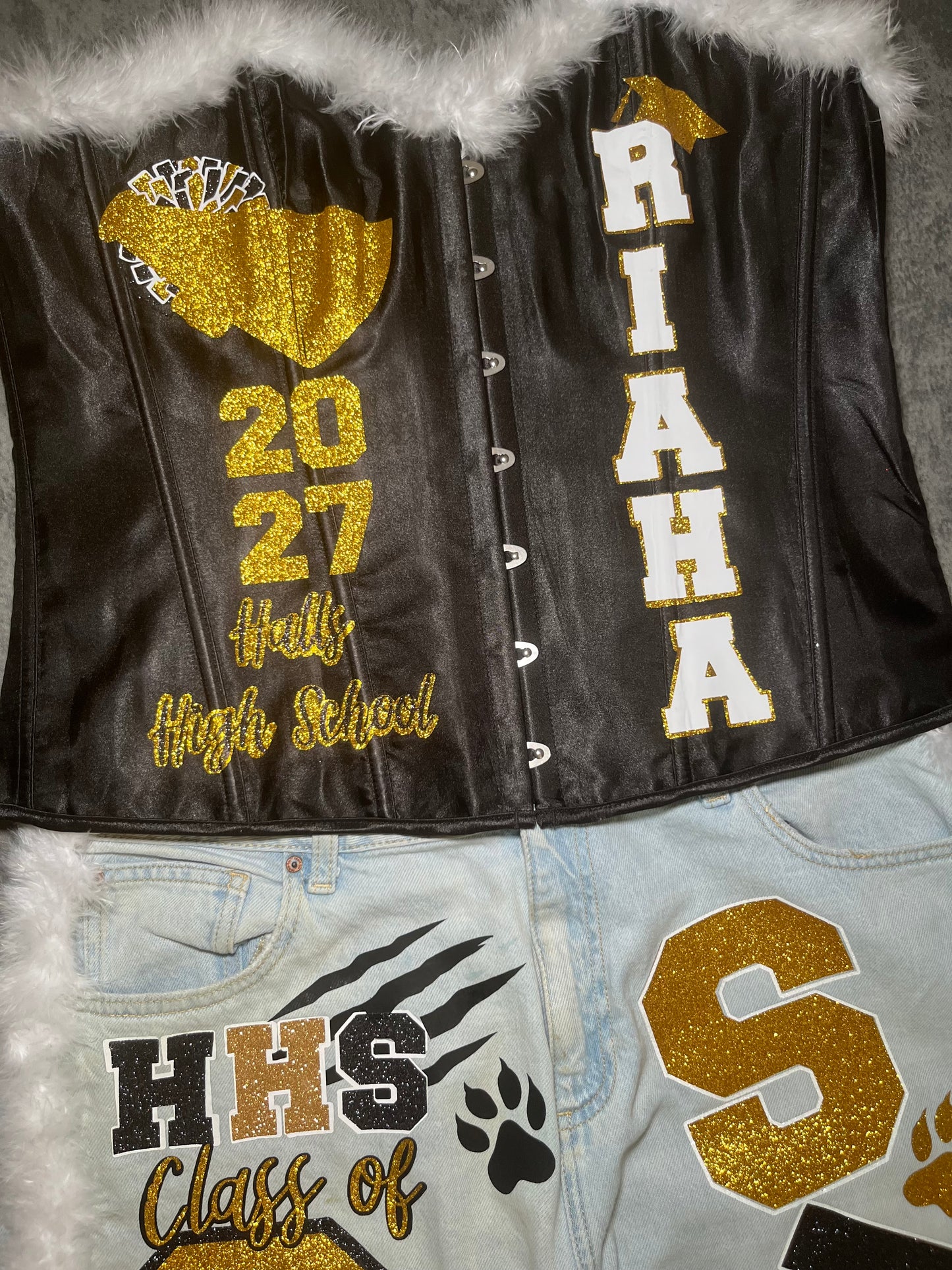 Senior Jeans & Corset
